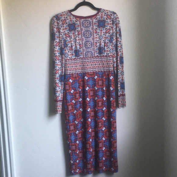 Maggy London Dresses & Skirts - Maggy London Sheath Long Sleeve Dress Maggy London Dresses & Skirts - Maggy London Sheath Long Sleeve Dress